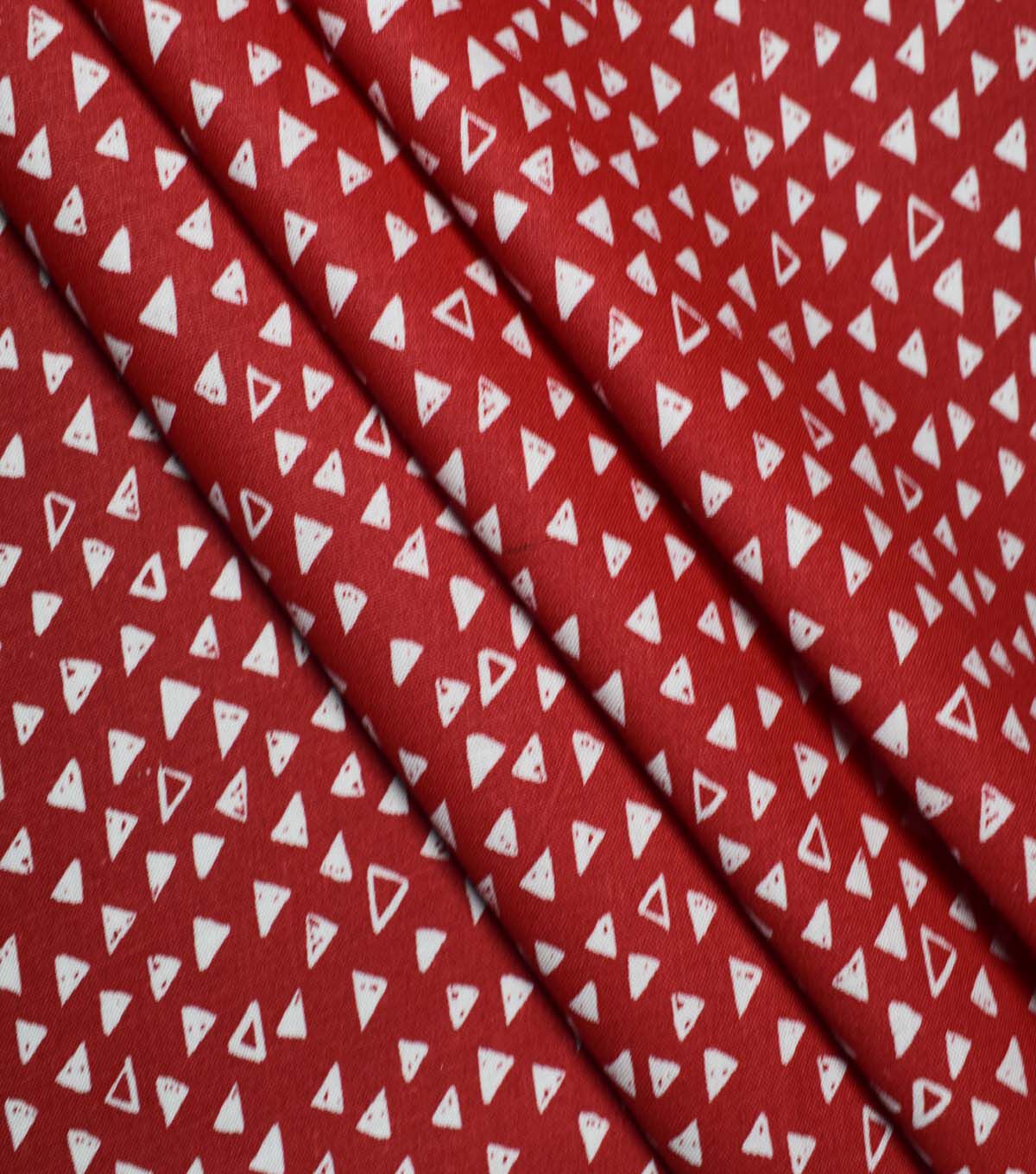 Triangles on Racing Red Cotton Fabric by Quilter s Showcase - Image 3