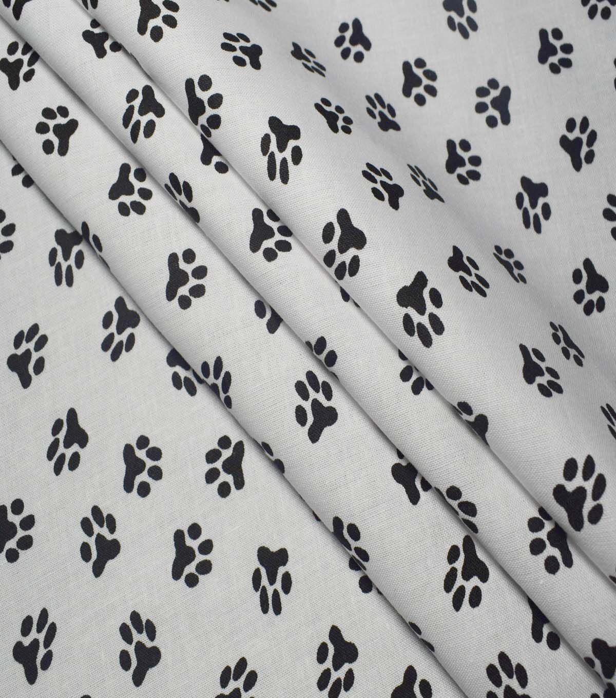 Paw Print on White Cotton Fabric by Quilter s Showcase - Image 3
