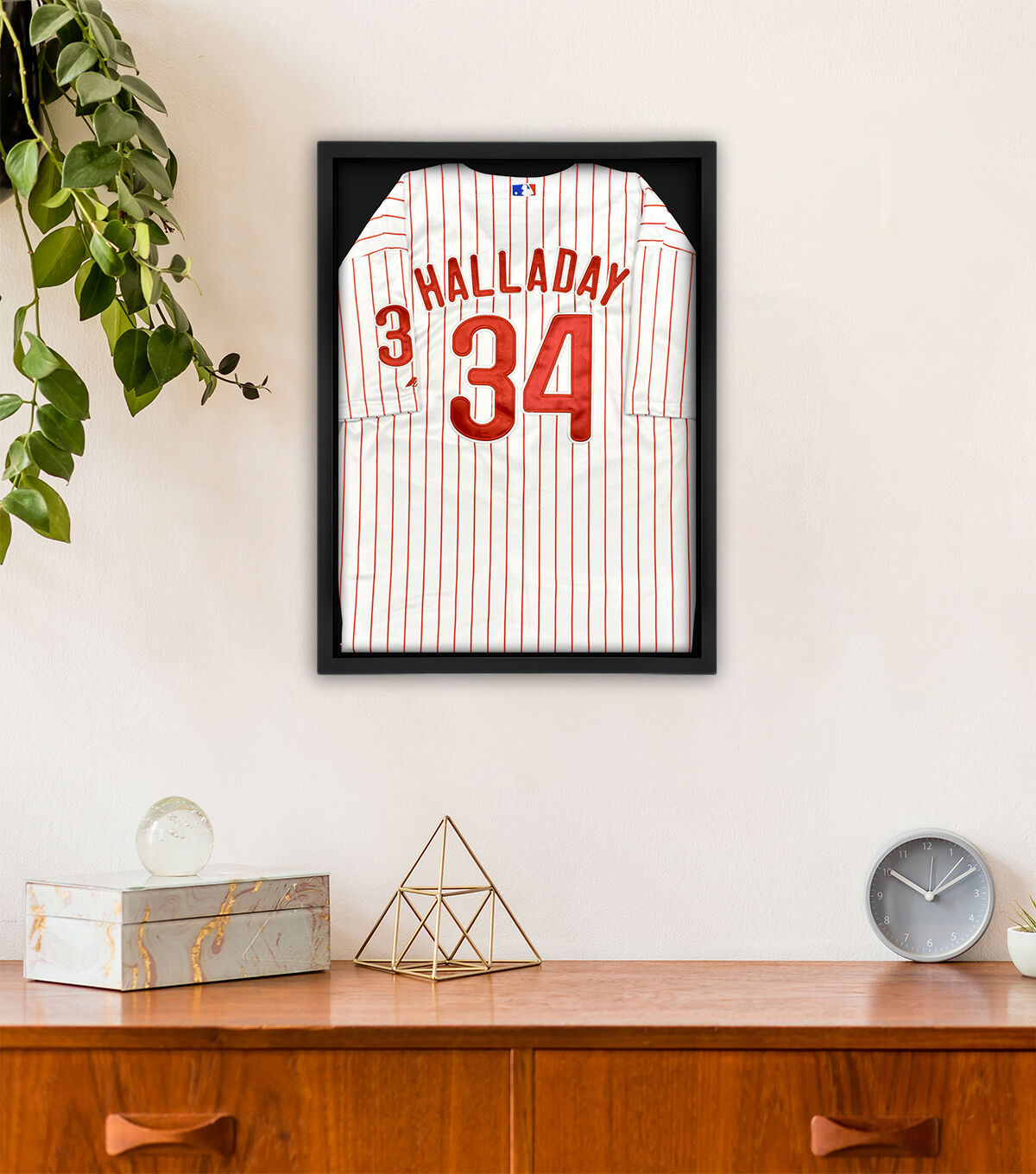 Collector s Museum 18 24 Black Jersey Display Case - Image 4